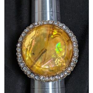 Gold Tone Cocktail Ring Size 6 Golden Brown Cabochon Rhinestone Retro Statement